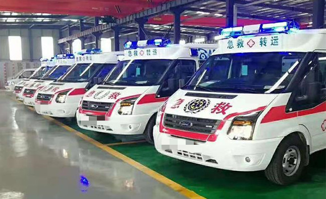 长途急救车